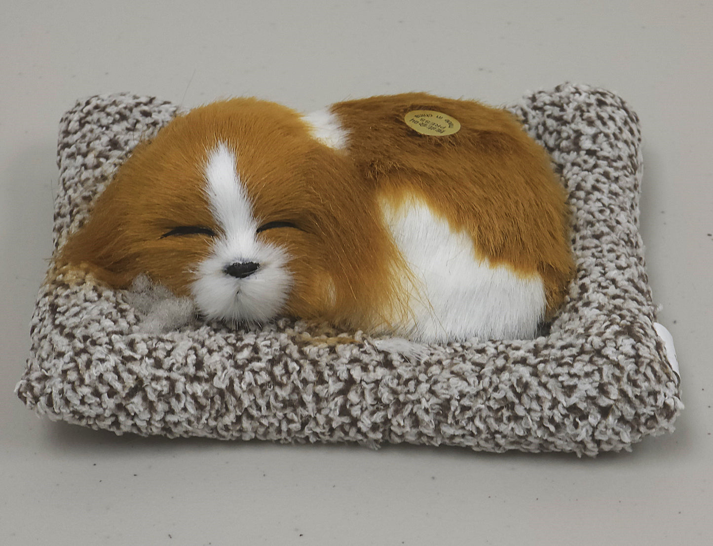 Furry Charlie - Air-Purifying Sleeping Car Ornament